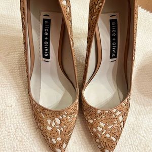 Alice and olivia heels